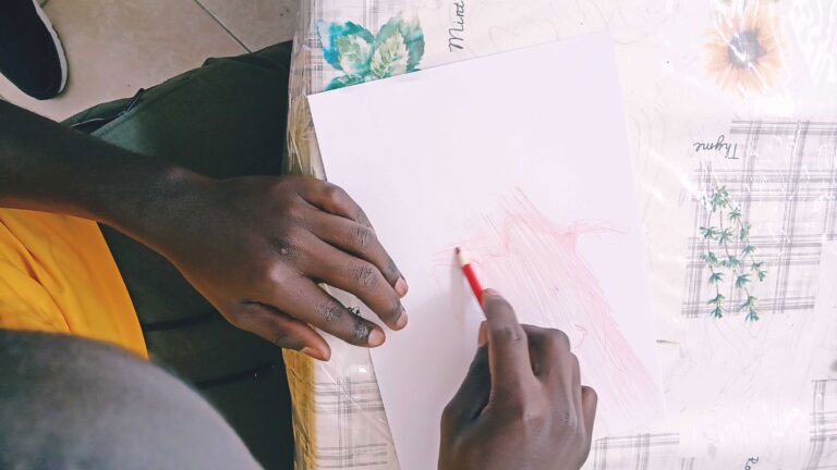 Spes Contra Spem Kone artista all'Approdo